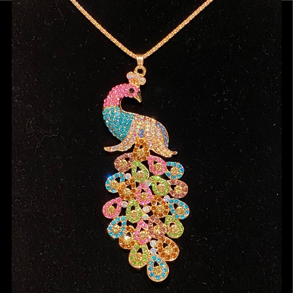 NWT BETSEY JOHNSON PEACOCK NECKLACE